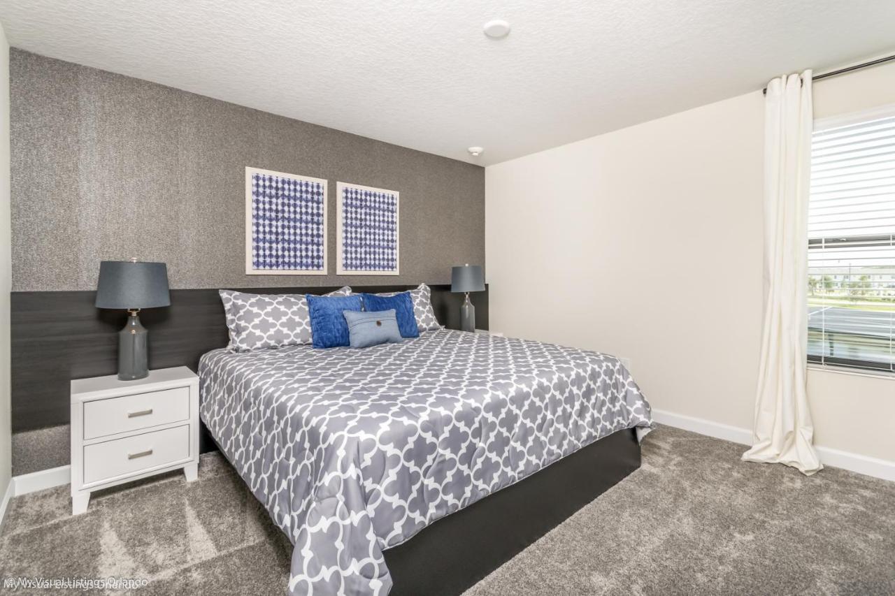 2911 Fable Street * Kissimmee